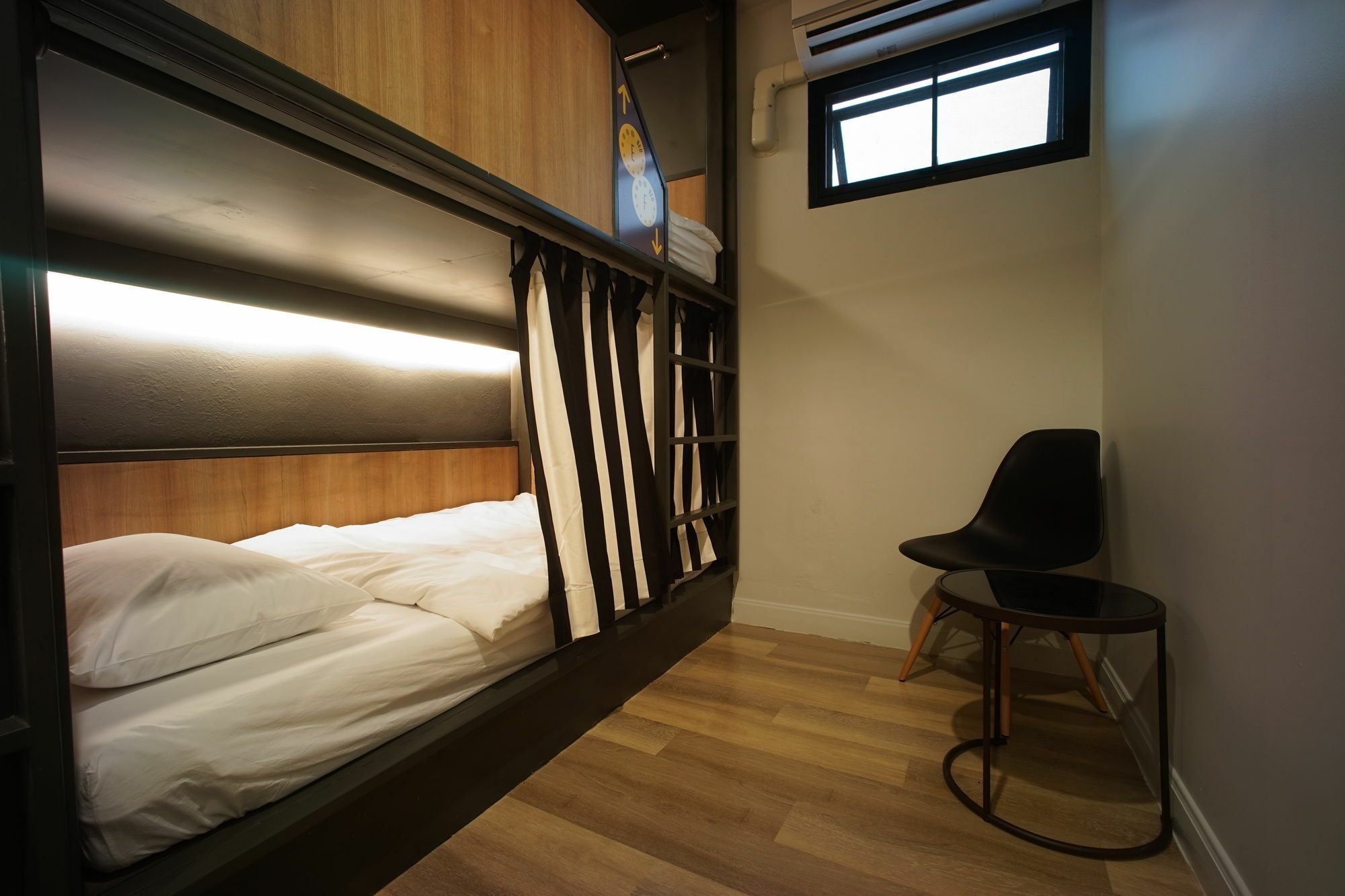 Brb Hostel Bangkok Silom Kültér fotó